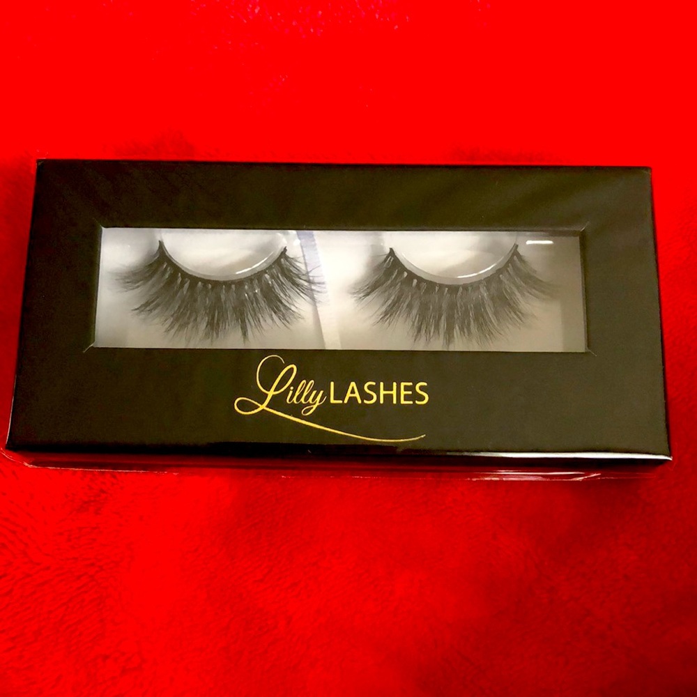 🌟 💕 LILY LASHES in MIAMI 100%authentic ! 🌟